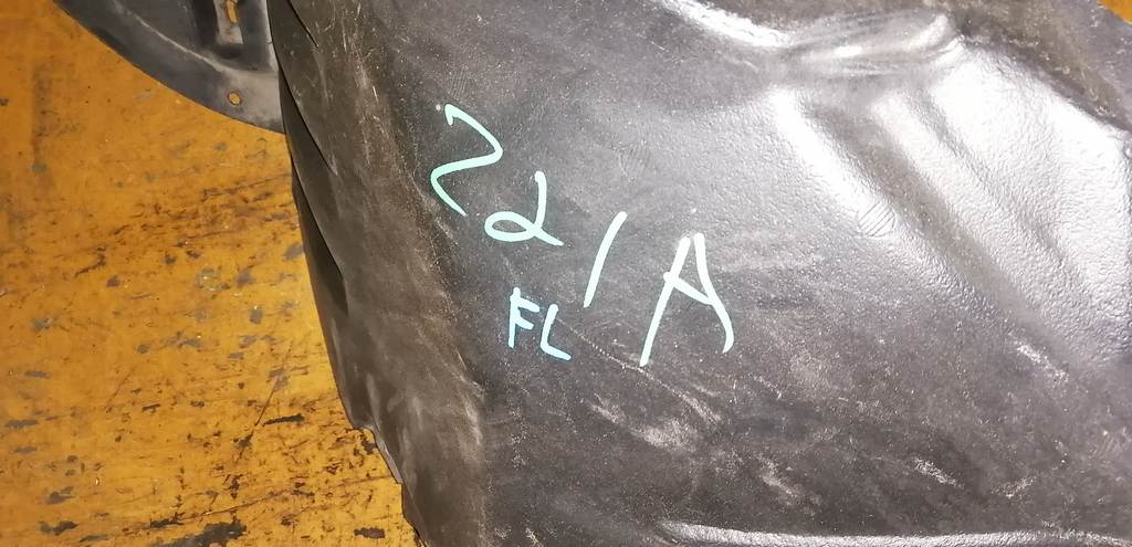 COLT Z21A ПОДКРЫЛОК ПЕРЕДНИЙ ЛЕВЫЙ Mitsubishi Colt 1