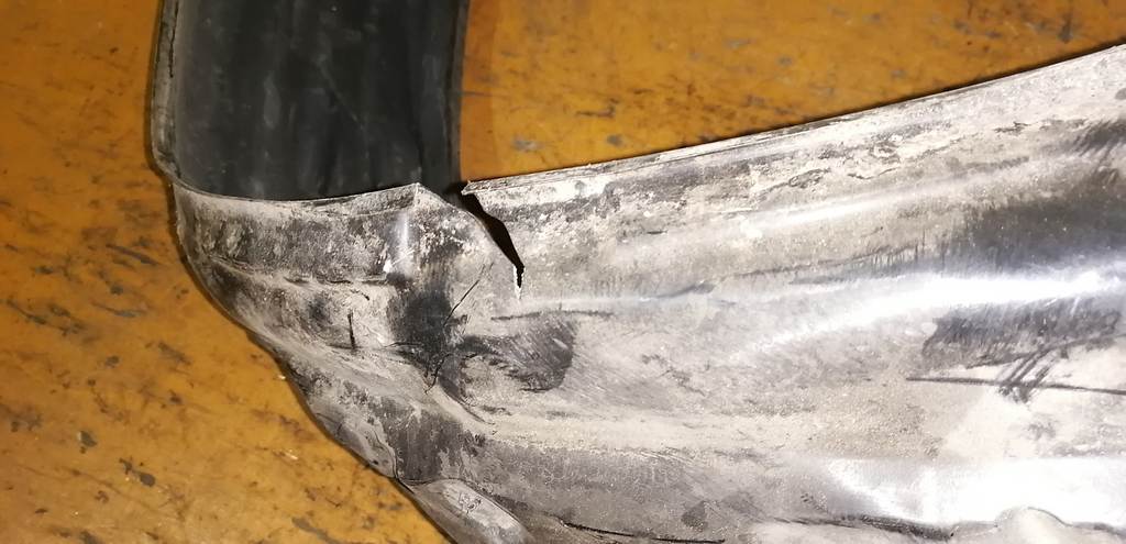 подкрылок Subaru Impreza 3