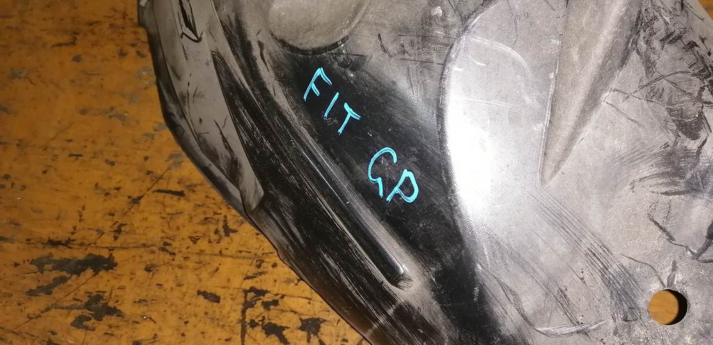 FIT GP1 ПОДКРЫЛОК ПЕРЕД. ЛЕВЫЙ Honda Fit 1