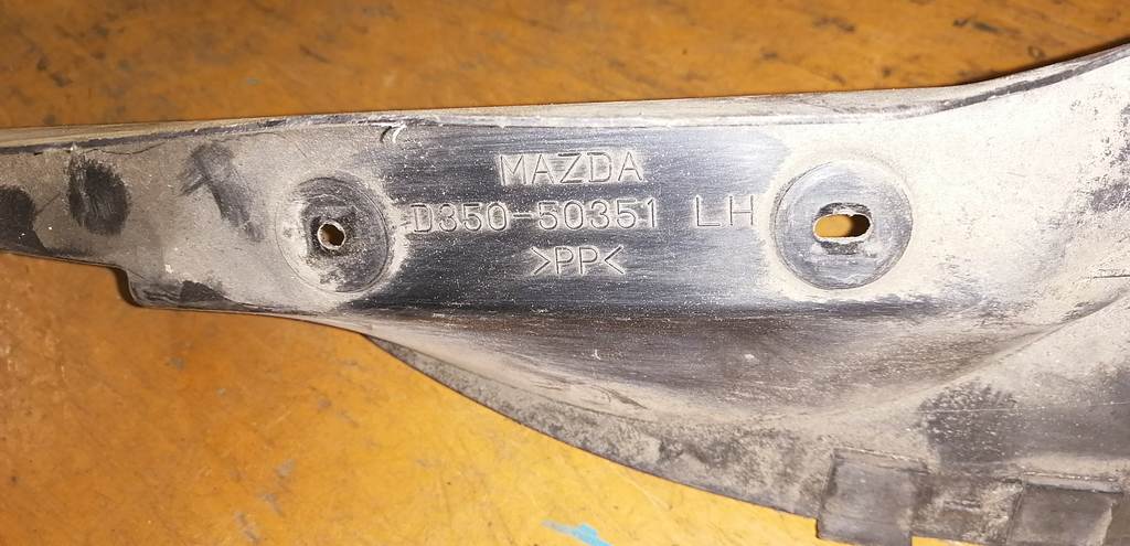 Кузов Mazda Demio 2