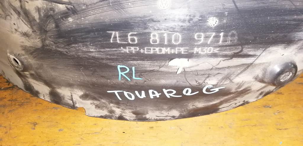 TOUAREG 7L7 ПОДКРЫЛОК ЗАДНИЙ ЛЕВЫЙ 7L6810971 Volkswagen Touareg 1