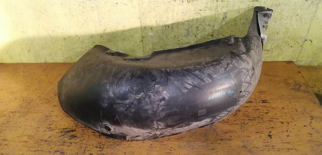 подкрылок Porsche Cayenne 0