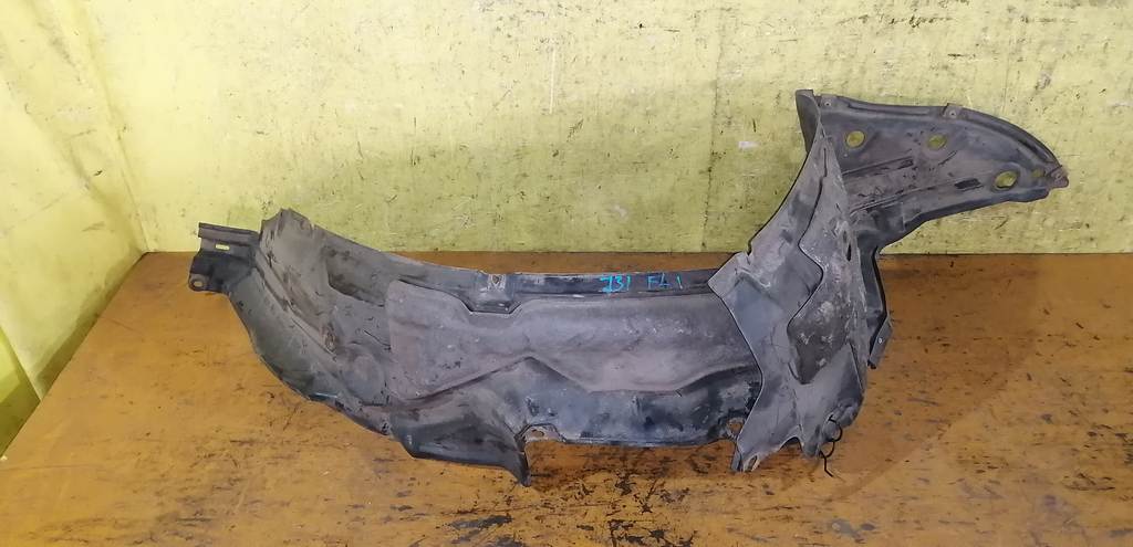 подкрылок Nissan Teana 0