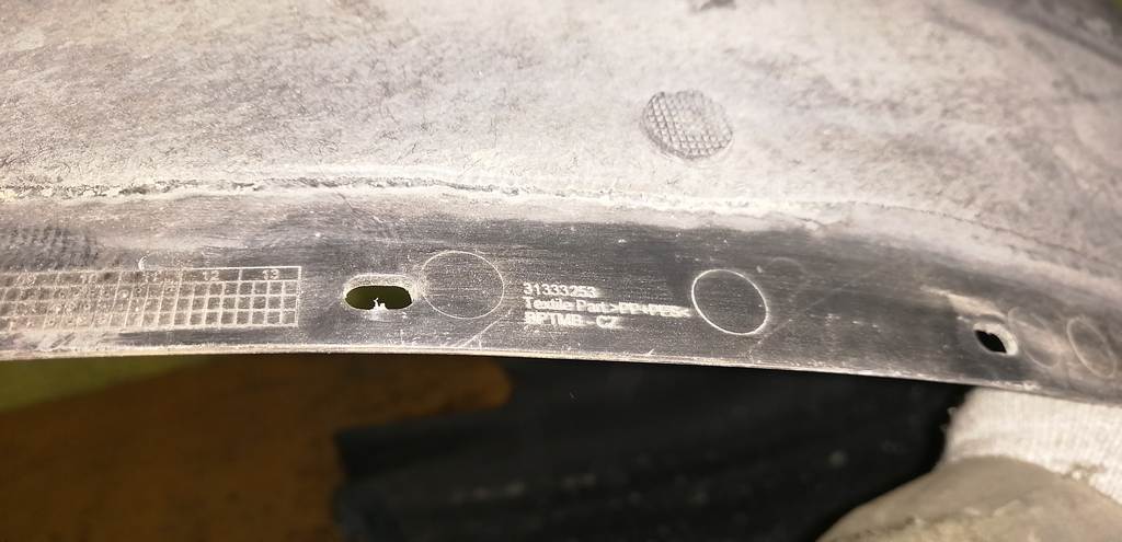 Кузов Volvo S40 2