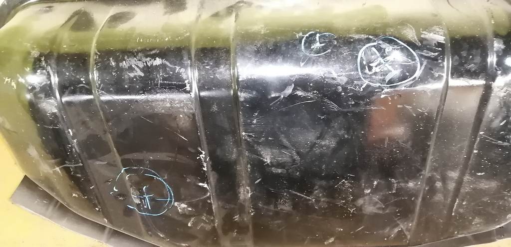 бензобак Mitsubishi Colt 3