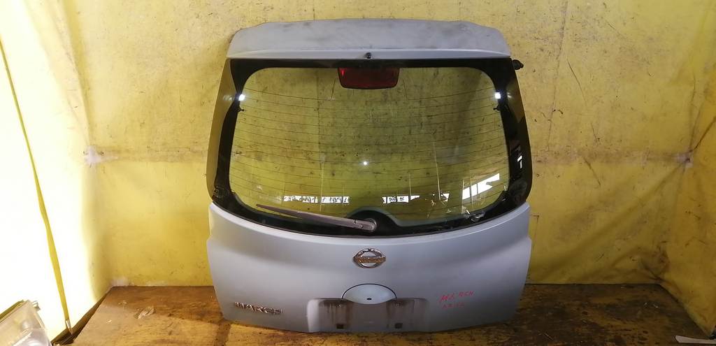 дверь 5-я Nissan March 0