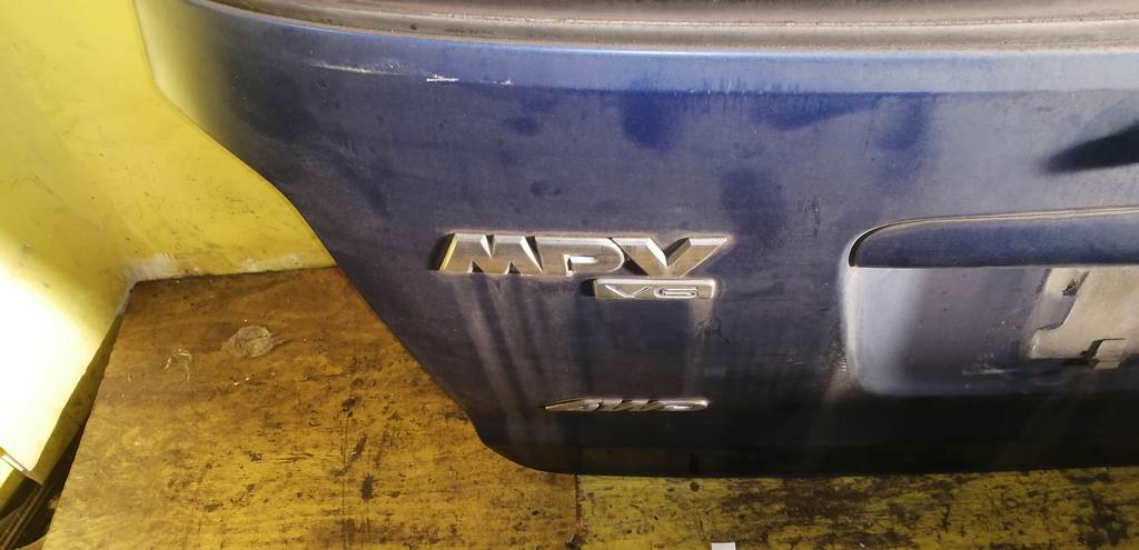 MPV LW5W ДВЕРЬ 5-Я Mazda MPV 1