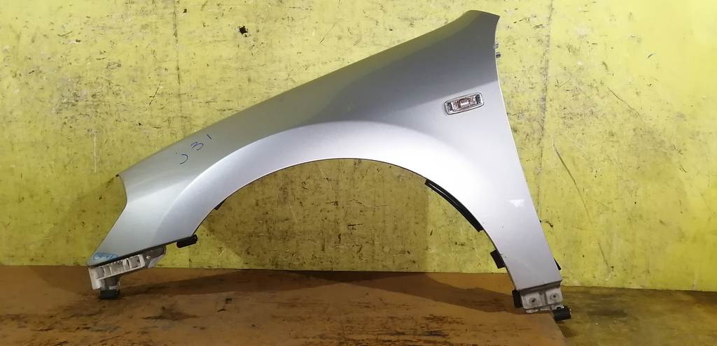крыло Nissan Teana 0