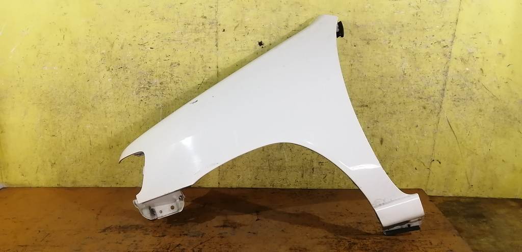 крыло Nissan Cube 0