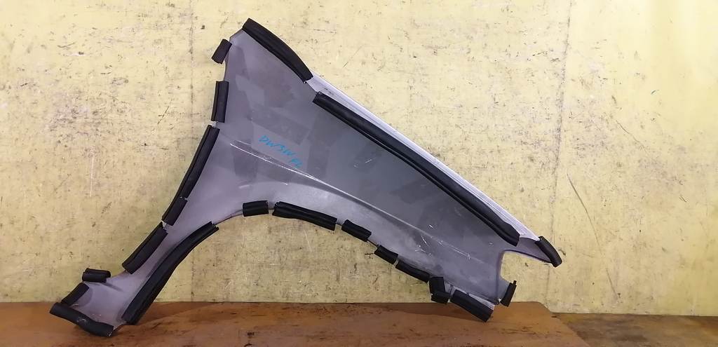 крыло Mazda Demio 3