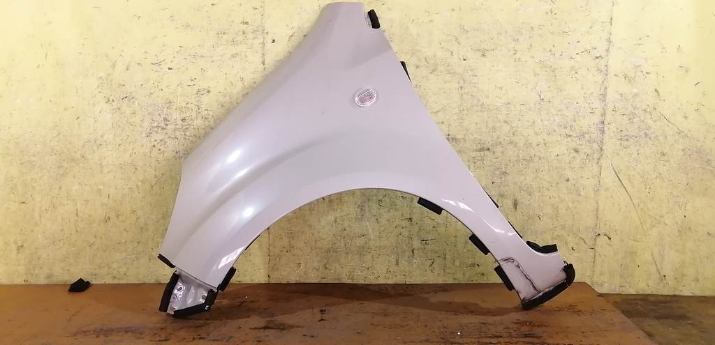 крыло Toyota Passo 0