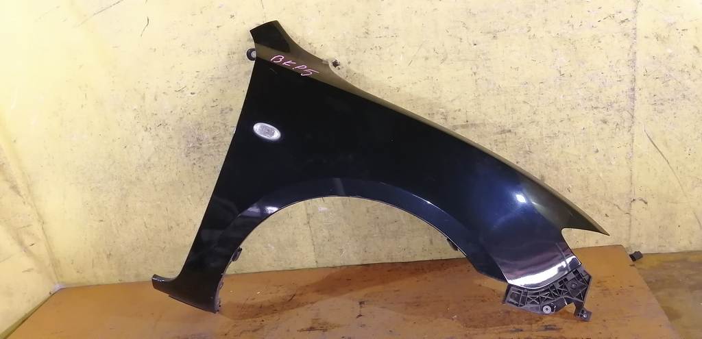 крыло Mazda Axela 0