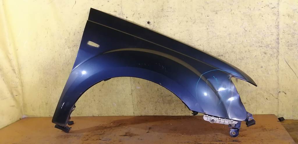 крыло Mitsubishi Outlander 0
