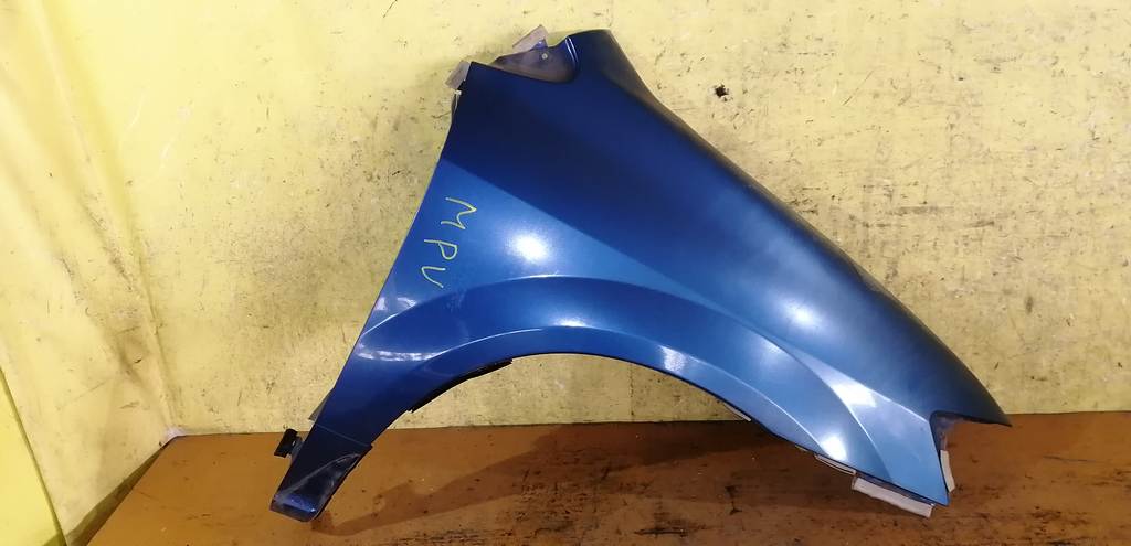 крыло Mazda MPV 0