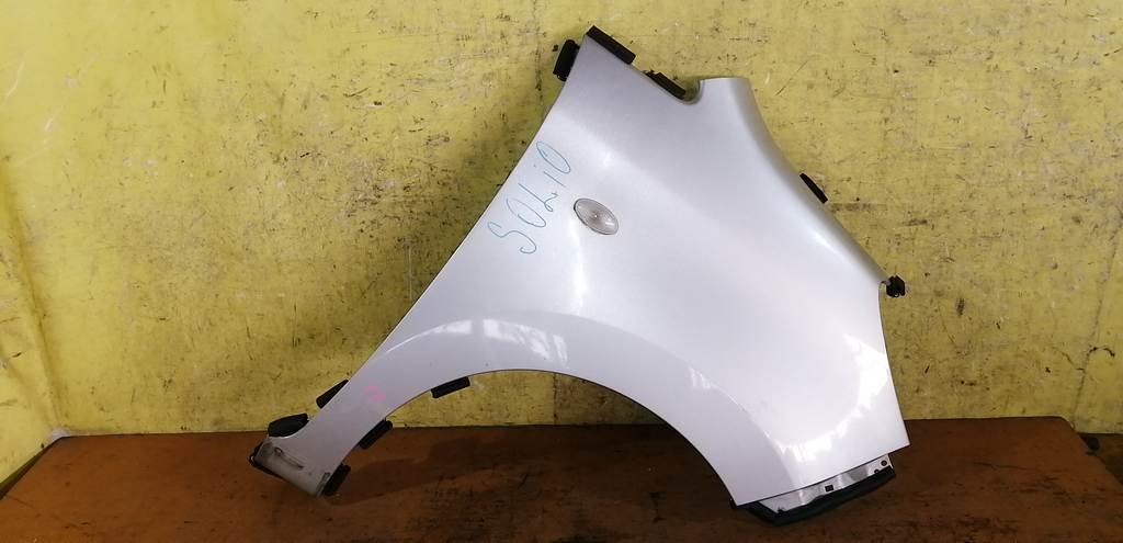 крыло Suzuki Solio 0