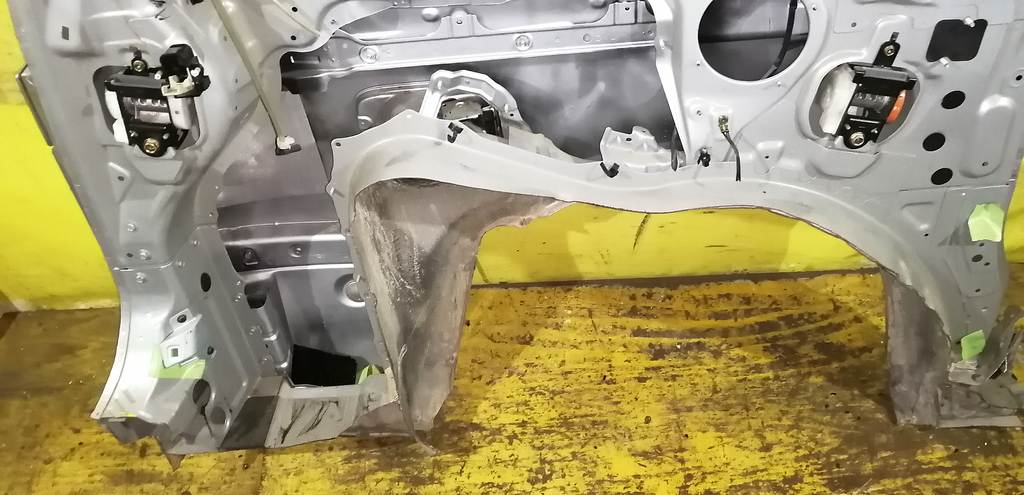 Кузов Nissan Presage 5