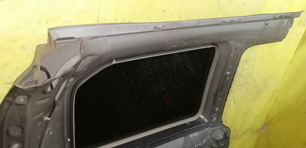 STEPWGN RF3 КРЫЛО ЗАДНЕЕ ЛЕВОЕ Honda Stepwgn 4