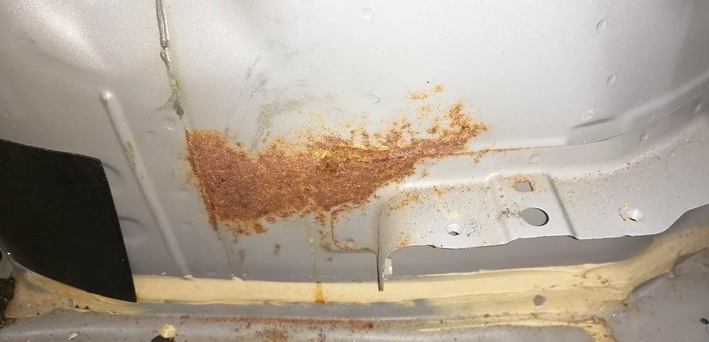 X-TRAIL NT30 КРЫЛО ЗАДНЕЕ ЛЕВОЕ Nissan X-Trail 7