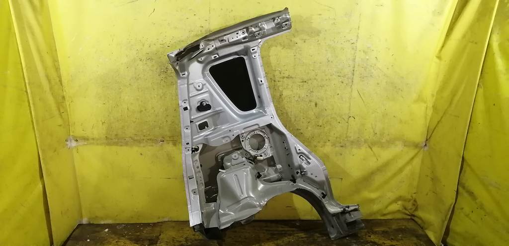 крыло Suzuki Solio 3