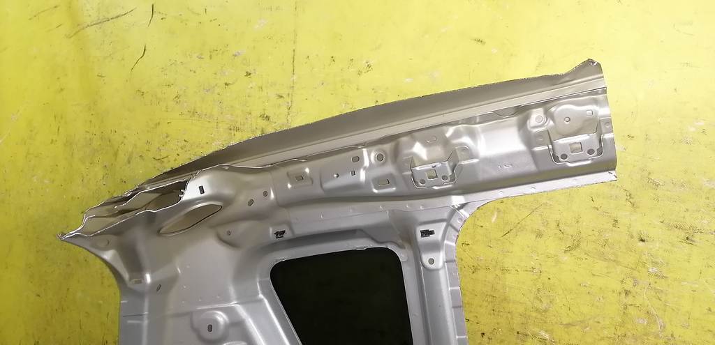 Кузов Suzuki Solio 5