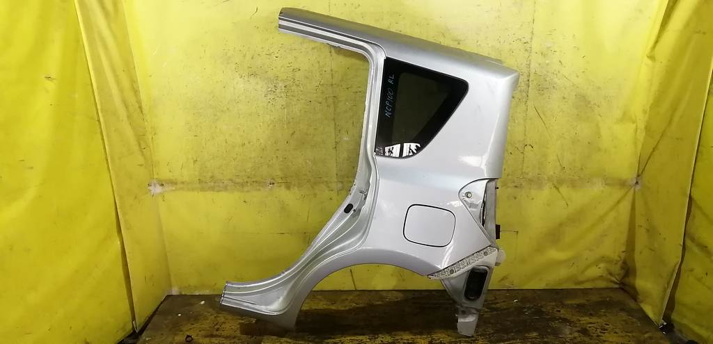 крыло Toyota Ractis 0