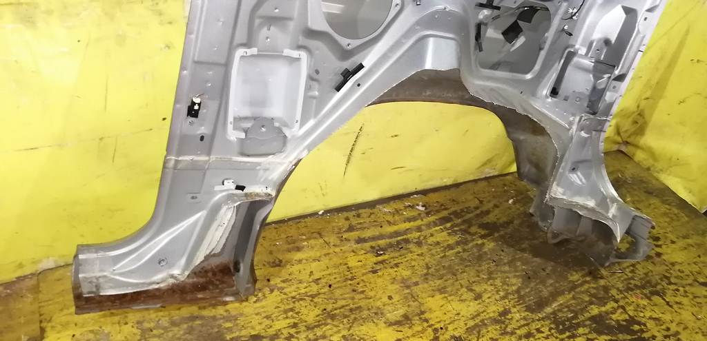 PAJERO MINI H58A КРЫЛО ЗАДНЕЕ ПРАВОЕ Mitsubishi Pajero Mini 4