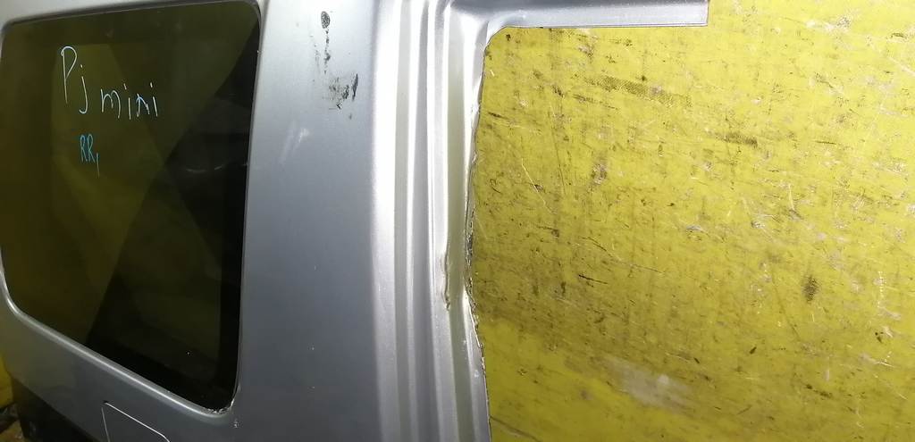 крыло Mitsubishi Pajero Mini 3