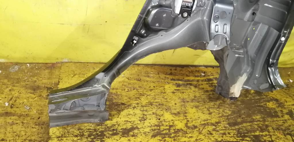 NOTE E11 КРЫЛО ЗАДНЕЕ ПРАВОЕ Nissan Note 4