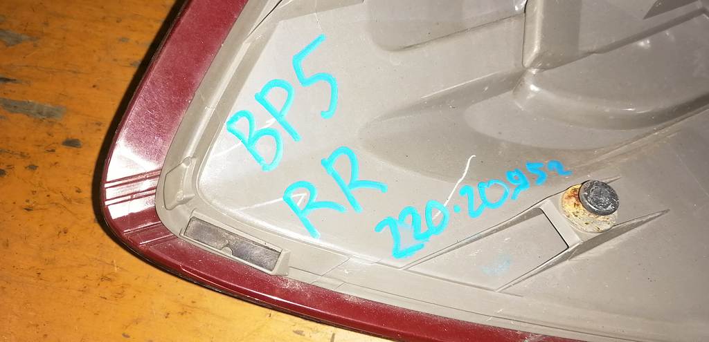 LEGACY BP5 СТОП ПРАВЫЙ 220-20952 Subaru Legacy 1