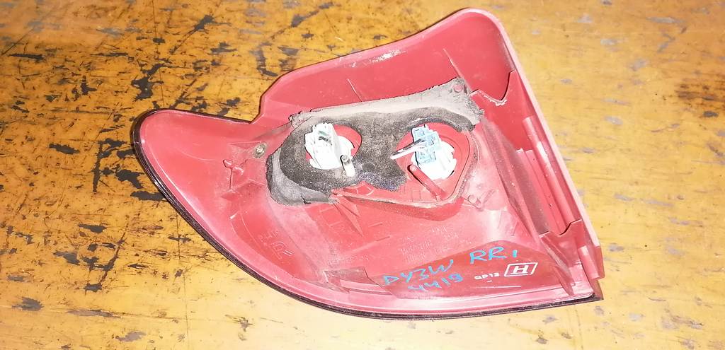 Осветительные приборы Mazda Demio 2