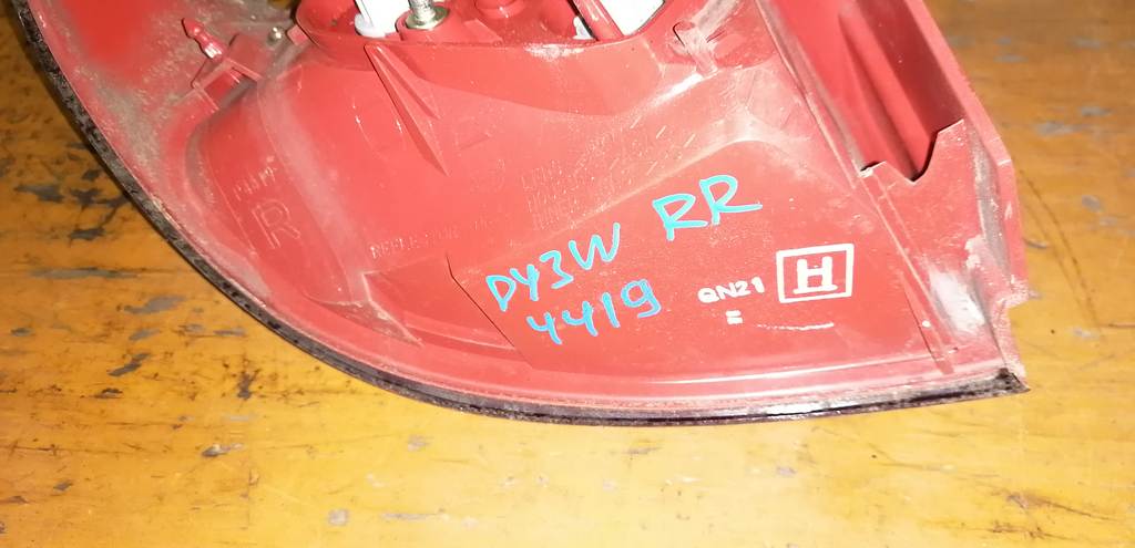 DEMIO DY3W СТОП ПРАВЫЙ 4419 Mazda Demio 1