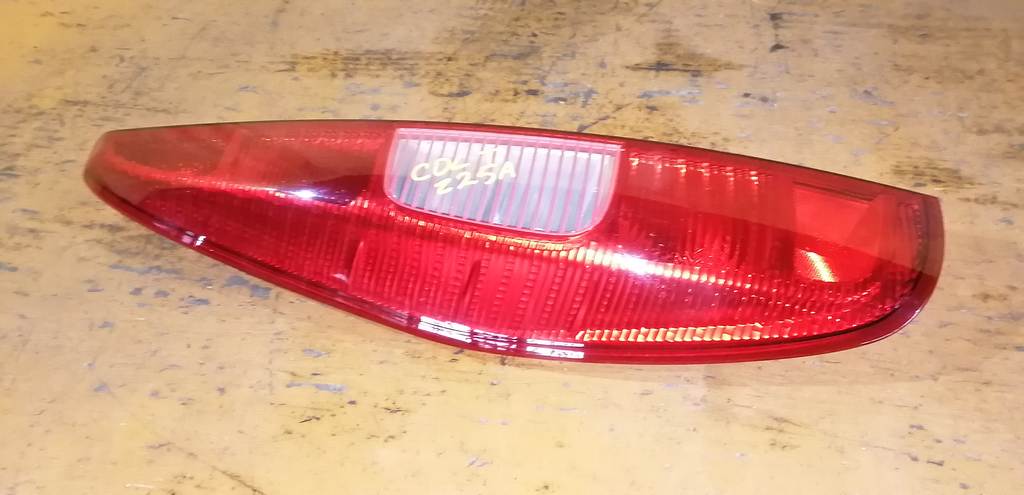 стоп-сигнал Mitsubishi Colt 0