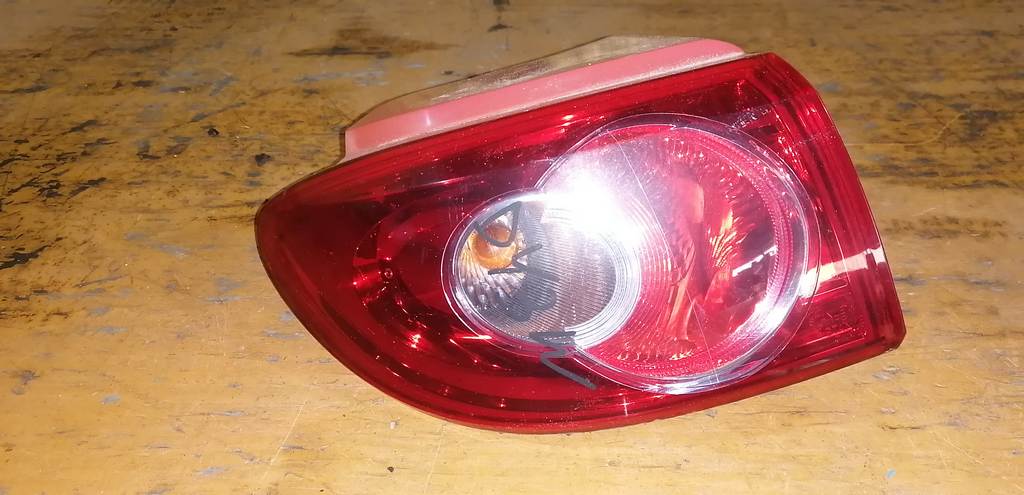 стоп-сигнал Mazda Demio 0