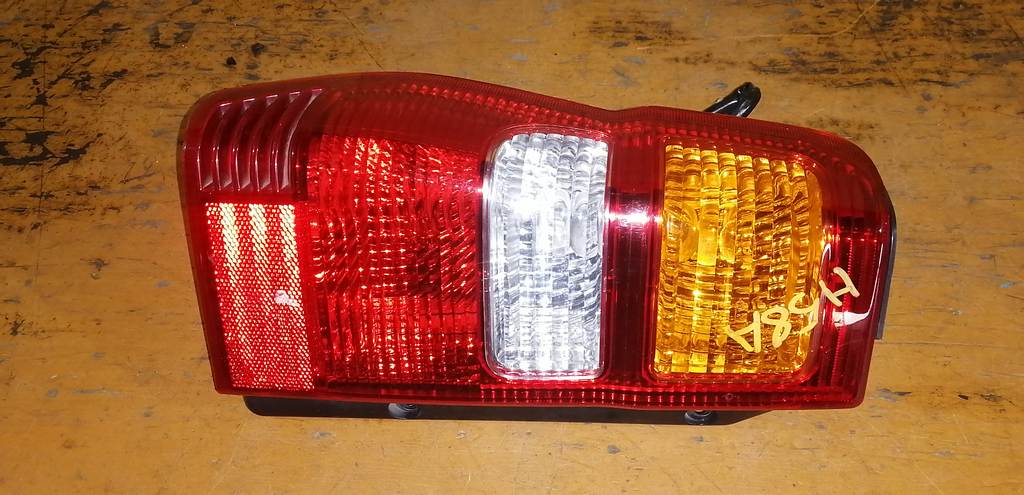 стоп-сигнал Mitsubishi Pajero Mini 0