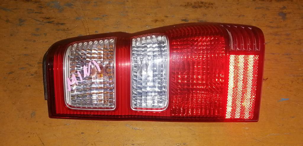 стоп-сигнал Mitsubishi Pajero Mini 0