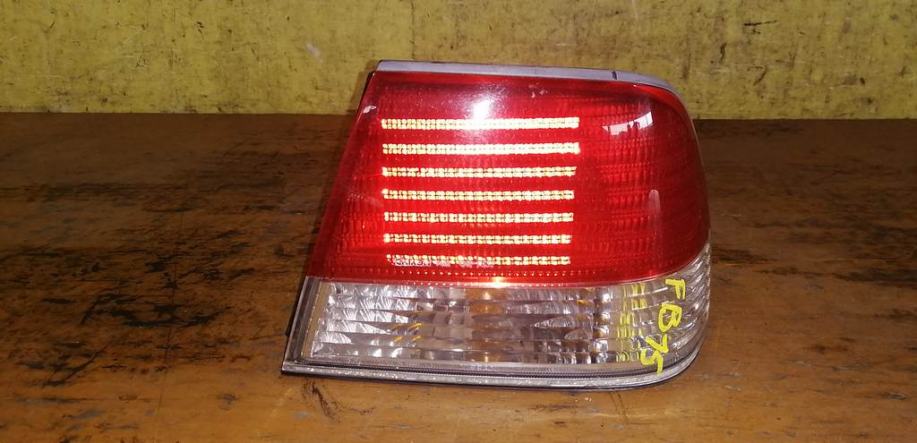 стоп-сигнал Nissan Sunny 0