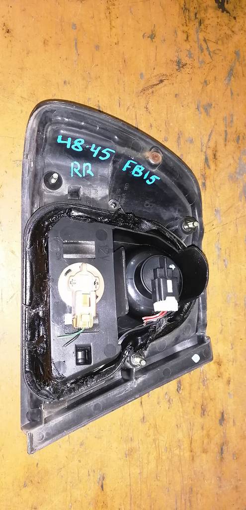 Осветительные приборы Nissan Sunny 2