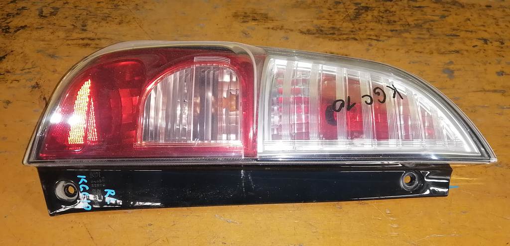 стоп-сигнал Toyota Passo 0