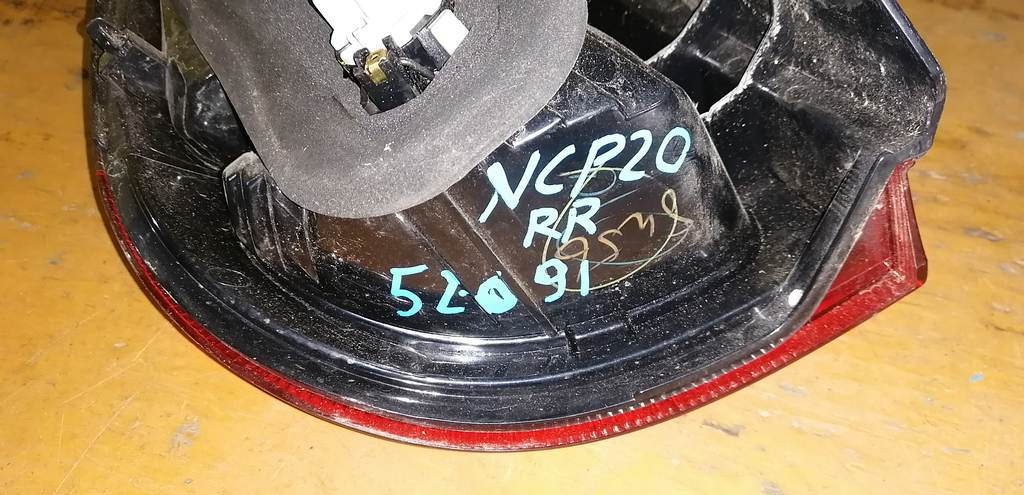 FUNCARGO NCP20 СТОП ПРАВЫЙ 52091 Toyota Funcargo 1