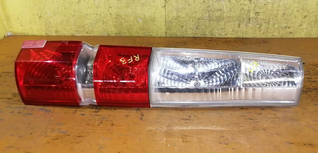 стоп-сигнал Honda Stepwgn 0