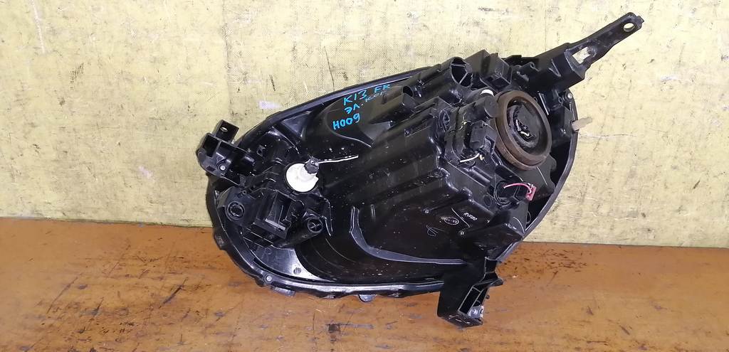 Осветительные приборы Nissan March 2