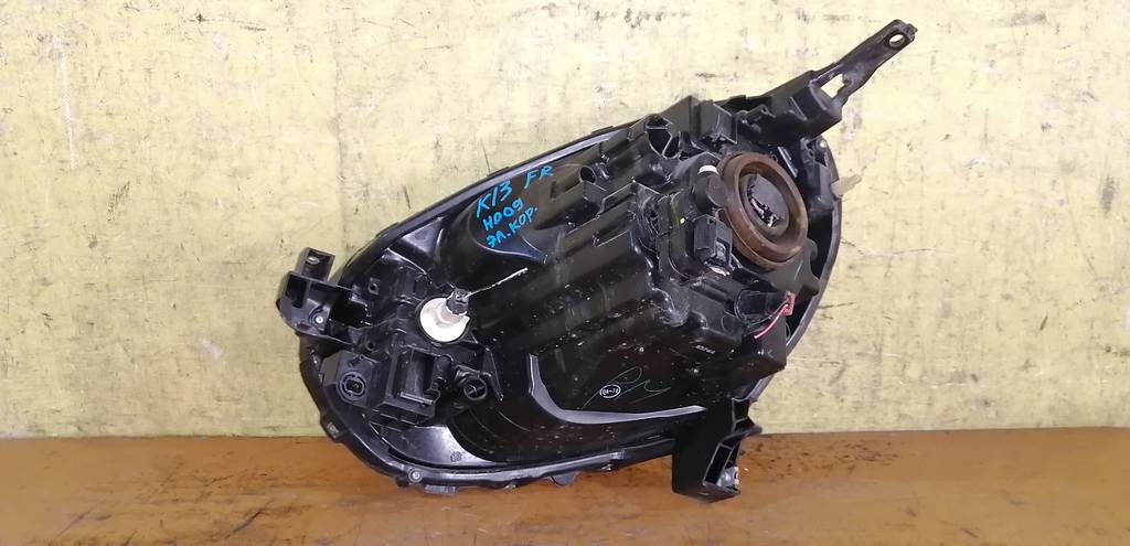 Осветительные приборы Nissan March 2