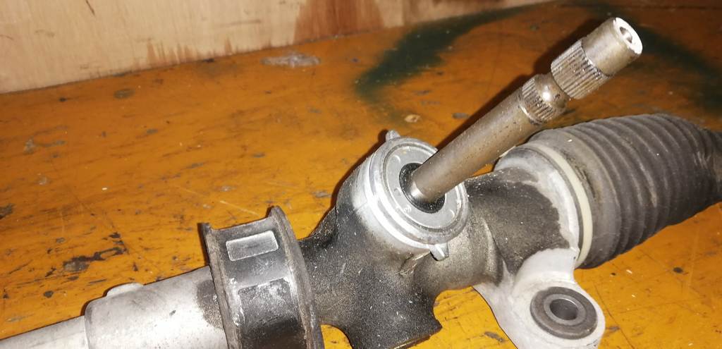 PASSO KGC30 РУЛЕВАЯ РЕЙКА 1 Toyota Passo 4