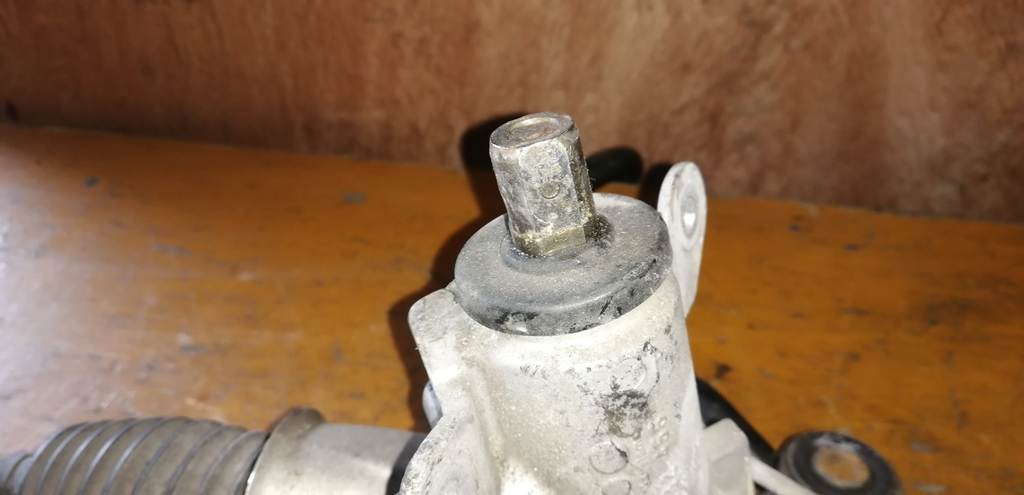 CAYENNE 957 РУЛЕВАЯ РЕЙКА Porsche Cayenne 4