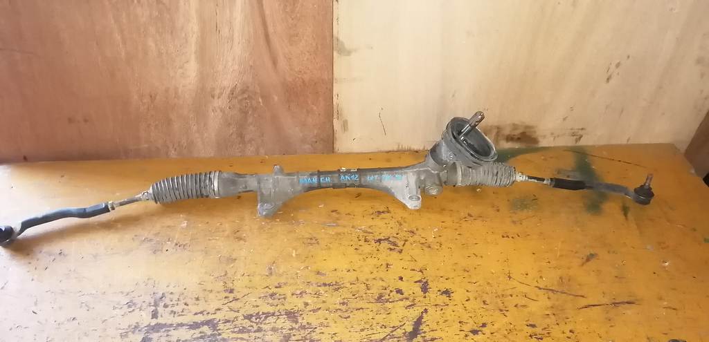 рейка рулевая Nissan March 0