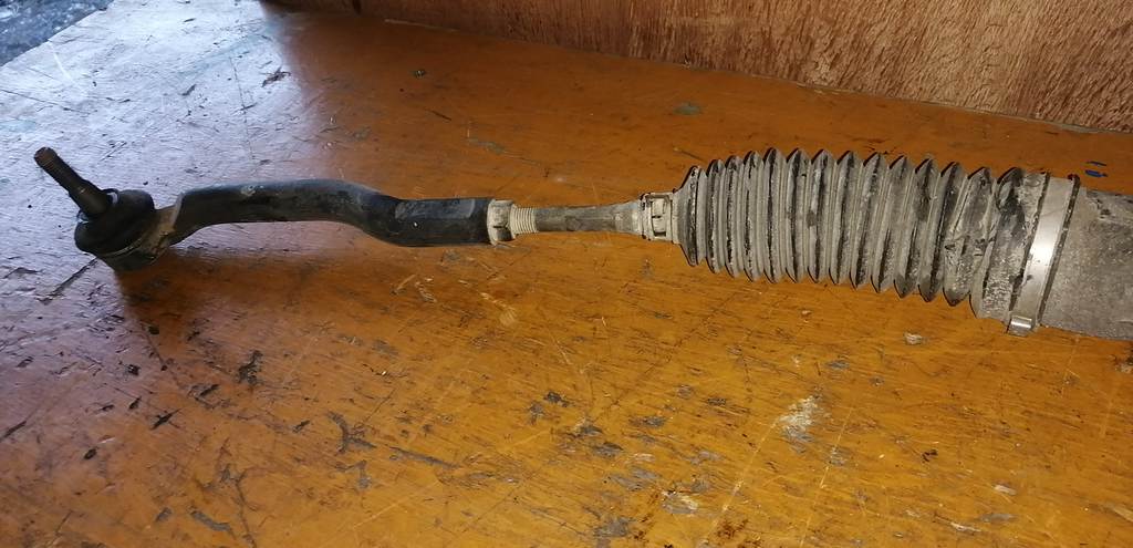 Рулевое управление Nissan March 2