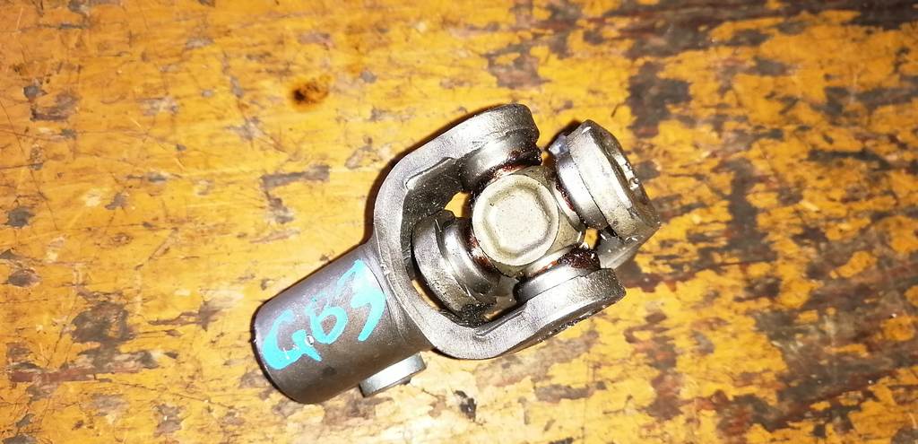 FREED GB3 РУЛЕВОЙ КАРДАНЧИК Honda Freed 1