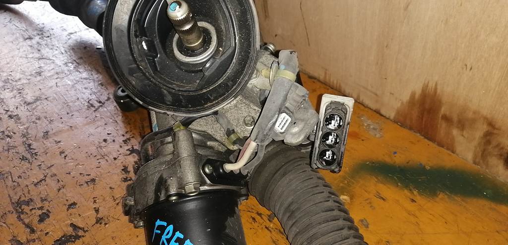 FREED GB3 РУЛЕВАЯ РЕЙКА Honda Freed 4