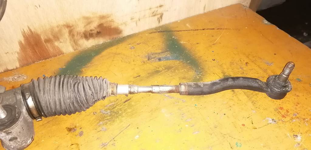 рейка рулевая Toyota Vitz 3