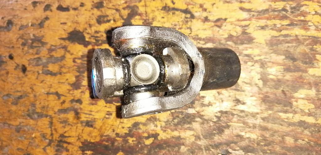 VITZ KSP90 РУЛЕВОЙ КАРДАНЧИК Toyota Vitz 1